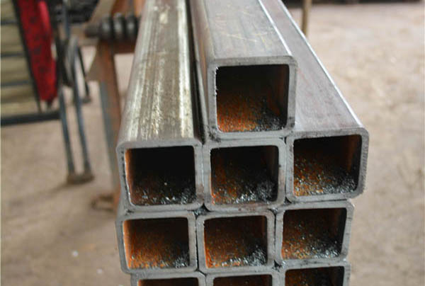 阿勒泰无缝方管