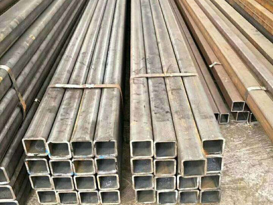 阿勒泰合金方矩钢管